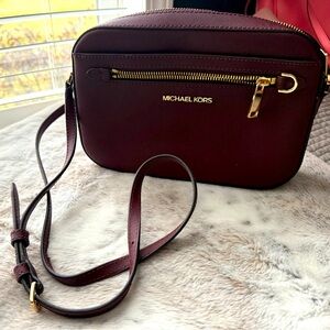 Michael Kors Jet Set Large Logo Crossbody Bag